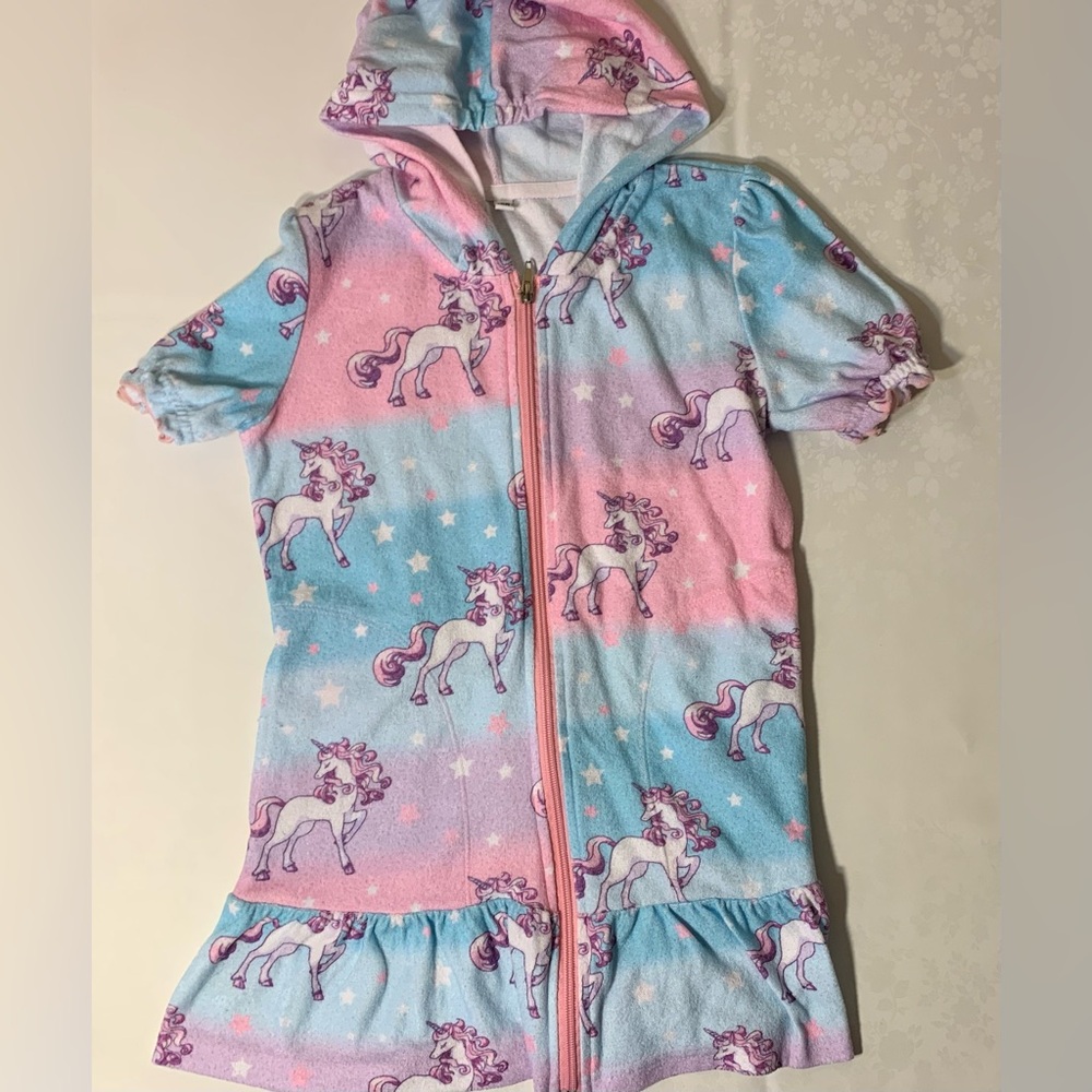 NWOT/EUC Swim Cover-Up: Short-Sleeved, Unicorn Pattern, Pockets, Ruffled Hem